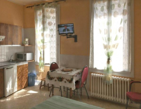 Charmant studio à Néris-les-Bains 20 m² avec jardin privé